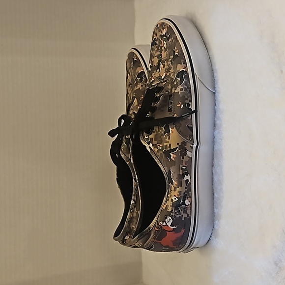 Vans | Men's Camo Duck Hunt Nintendo Game Over Skate Sneakers Sz 10.5 - Picture 4 of 15